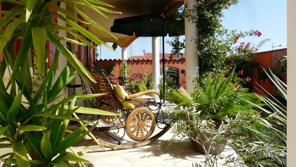Bed and Breakfast La Gentolière à Pollestres Extérieur photo